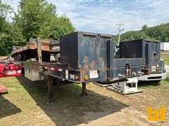 2013 LANDOLL CORPORATION 330C SINGLE AXLE HYDRAULIC CONTAINER TRAILER VIN: 1LH330RG0D1C20163