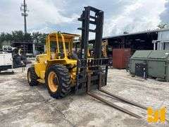 2017 SELLICK S60J4E-1 6000LBS  ROUGH TERRAIN FORKLIFT SN: 10210795S6J4E-1
