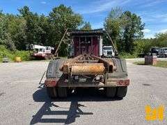 1994 PETERBILT 357 TRI ROLL OFF TRUCK VIN: 1XPAL60X2RN353155