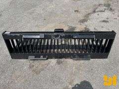 UNUSED QT FINE SKELETON BUCKET LOW SIDE 72 INCH