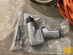 COLEMAN BLACK MAX AIR COMPRESSOR