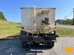 1981 MACK DM686SX TANDEM AXLE WATER TRUCK VIN: 1M2B128C7BA008007