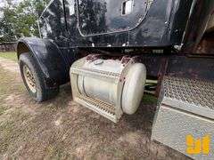 PETERBILT H400 TANDEM AXLE DUMP TRUCK VIN: 1XPCDB90NN315340