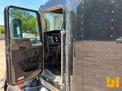 2013 KENWORTH T660 TANDEM AXLE TRUCK TRACTOR VIN: 1XKAD49XXDJ368884