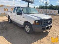 2006 FORD F-250XL SD EXTENDED CAB 4X2 PICKUP VIN: 1FTSX20PX6EC01994