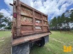 PETERBILT H400 TANDEM AXLE DUMP TRUCK VIN: 1XPCDB90NN315340