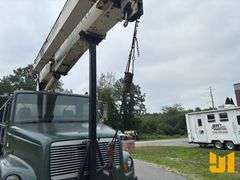 2001 FREIGHTLINER FL112 NATIONAL  BOOM TRUCK VIN: 1FVHBGAS01HJ49358