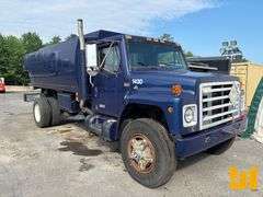 1988 NAVISTAR 1954 VIN: 1HTLDTVN6JH542314 S/A TANK TRUCK