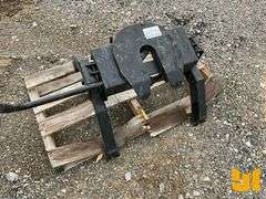 TRUCK BED FITH WHEEL FOR RAIL STYLE BRACKETS