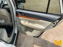 2014 SUBARU OUTBACK VIN: 4S4BRCKC3E3227868 AWD