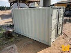 HURRICANE 9'  CONTAINER SN: SV6100664