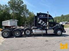 2015 KENWORTH T880 TRI AXLE TRUCK TRACTOR VIN: 1XKZP4EX9FJ468669