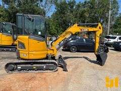2024 XCMG XE35U MINI EXCAVATOR SN: XUGK0351CLKA02038