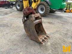 2001 NEW HOLLAND LB110 4X4 LOADER BACKHOE SN: 031033402