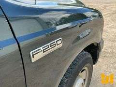 2006 FORD F-250 XL REGULAR CAB 4X2 PICKUP VIN: 1FTNF20516ED48672