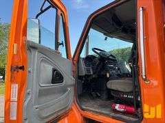 2006 INTERNATIONAL 7500 SINGLE AXLE DUMP TRUCK VIN: 1HTWLAZRX6J344725