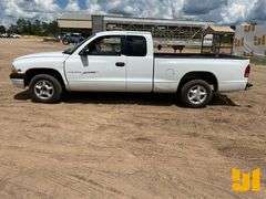 2000 DODGE DAKOTA EXTENDED CAB 4X2 PICKUP VIN: 1B7GL22N0YS708520