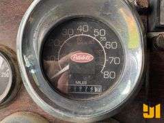 PETERBILT H400 TANDEM AXLE DUMP TRUCK VIN: 1XPCDB90NN315340