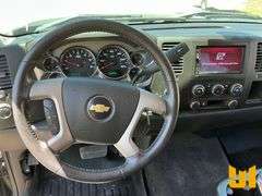 2010 CHEVROLET SILVERADO EXTENDED CAB 4X4 PICKUP VIN: 1GCSKSE36AZ252821