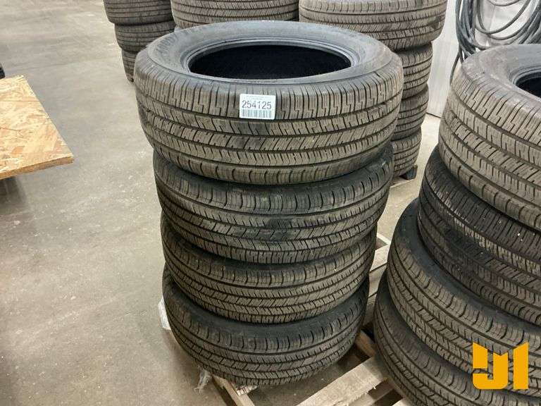 SET OF (4) GOODYEAR 255/60R18 TIRES, GOOD TAKEOFFS, *** GOVERNMENT