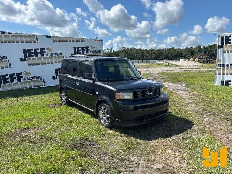 2006 TOYOTA SCION XB VIN: JTLKT324964068370 2WD