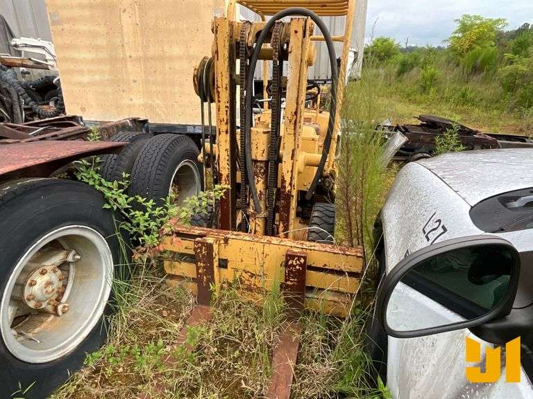 CLARK FORKLIFT