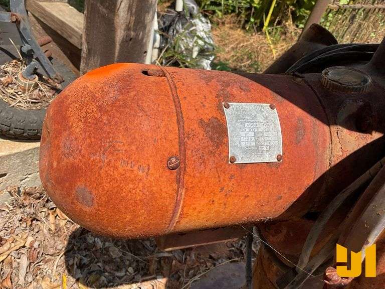 MCCORMICK-DEERING/INTERNATIONAL HARVESTER 3-S CREAM SEPARATOR