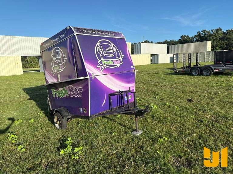 ENCLOSED TRAILER 5'X10'