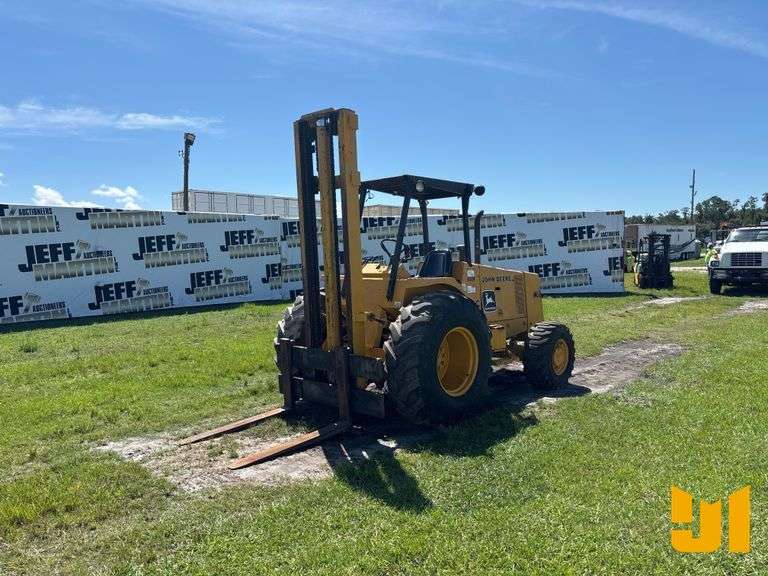 1988 JOHN DEERE 482C 6K ROUGH TERRAIN FORKLIFT SN: T0482CM747987