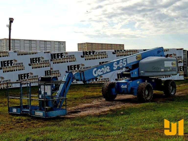 2013 GENIE S-65 TELESCOPIC BOOM LIFT SN: S6013-26752