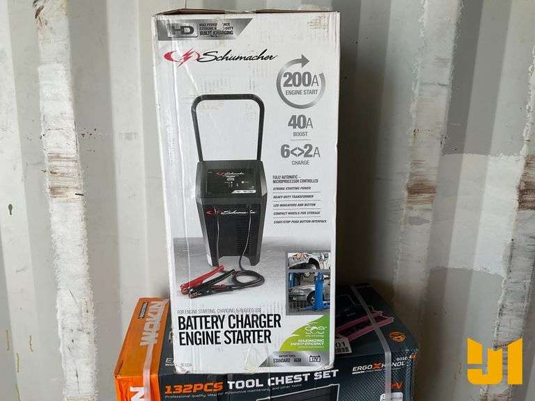 UNUSED SCHUMACHER SC1324 BATTERY CHARGER