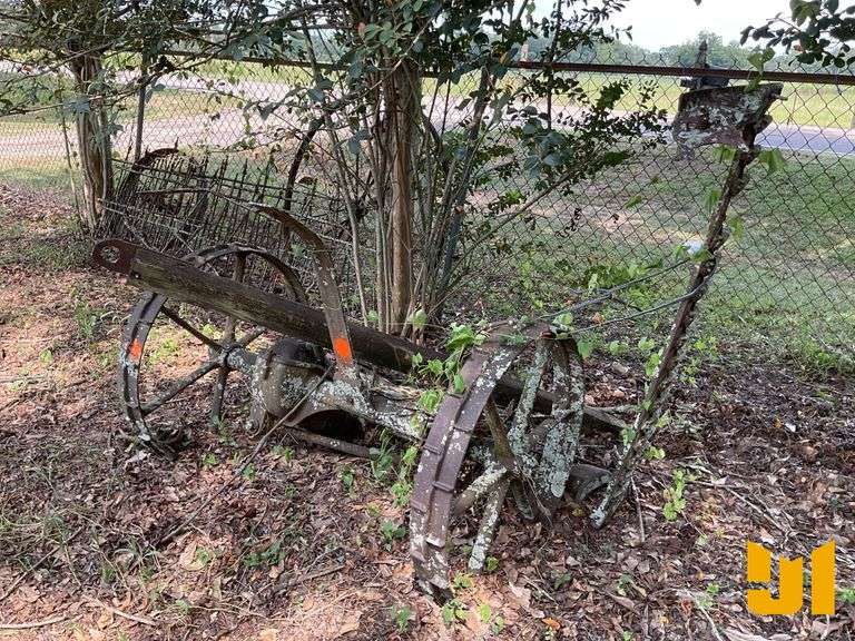 MCCORMICK-DEERING NO. 7 HORSE-DRAWN SICKLE MOWER