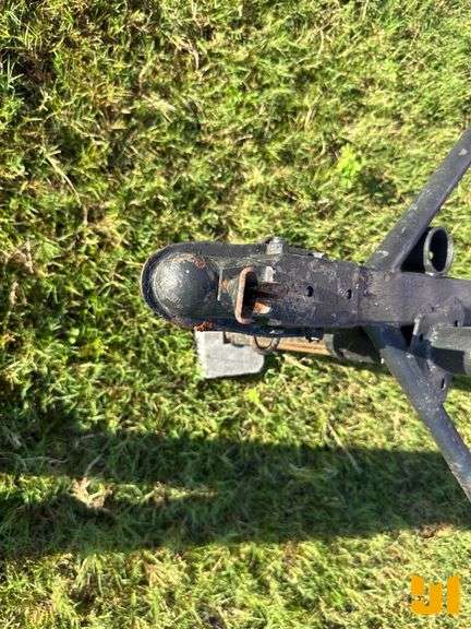 ENCLOSED TRAILER 5'X10'