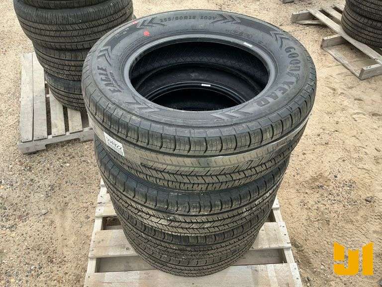 (4) GOODYEAR 255/60R18 TIRES*** GOVERNMENT OWNED***