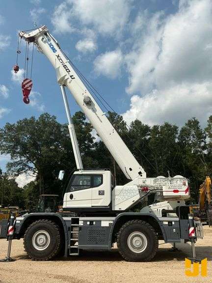 2023 XCMG XCR60U ROUGH TERRAIN CRANE SN: XUG0600RENAC00145