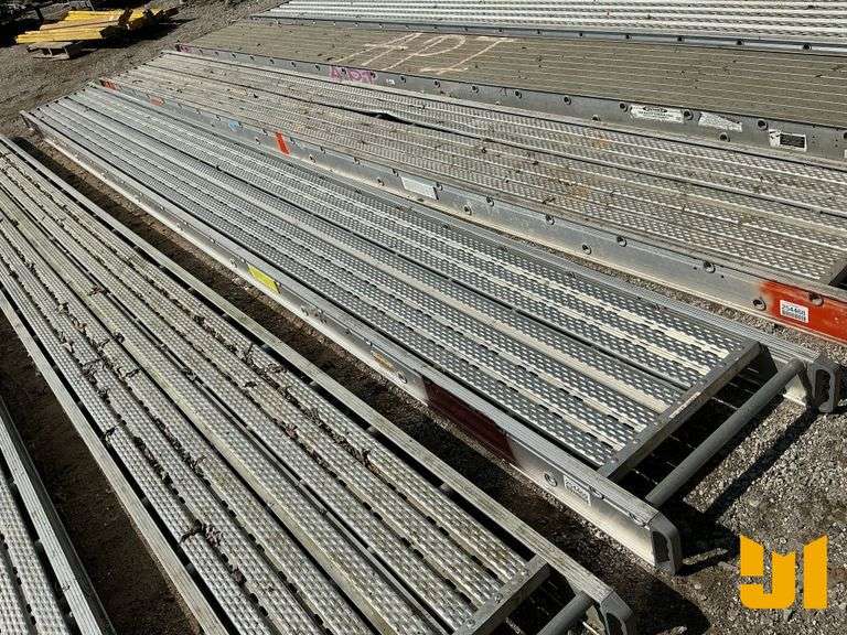 20’ X 24” ALUMINUM STAGE PLANK