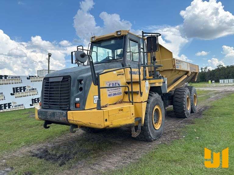 2014 KOMATSU HM300-3 ARTICULATED DUMP TRUCK SN: KMTHM011V29003495