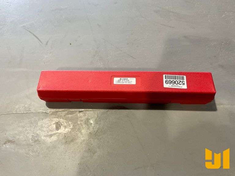 UNUSED PROTO J6121F 175 LB DIAL TORQUE WRENCH