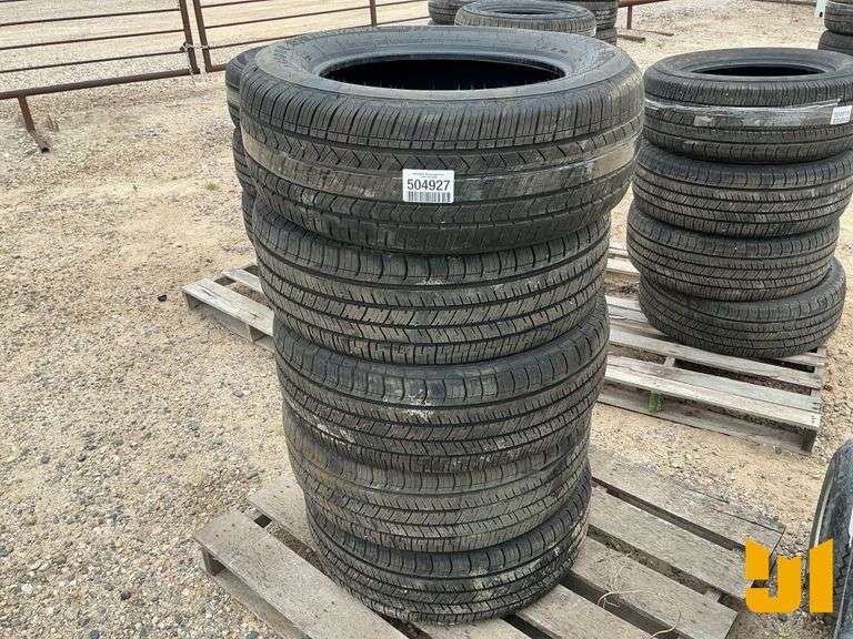(4) GOODYEAR 255/60R18 TIRES, (1) FIRESTONE 255/60R18 TIRE *** GOVERNMENT