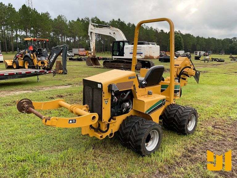 2015 VERMEER PTX44 CABLE PLOW SN: 1VR8072S8F1000163