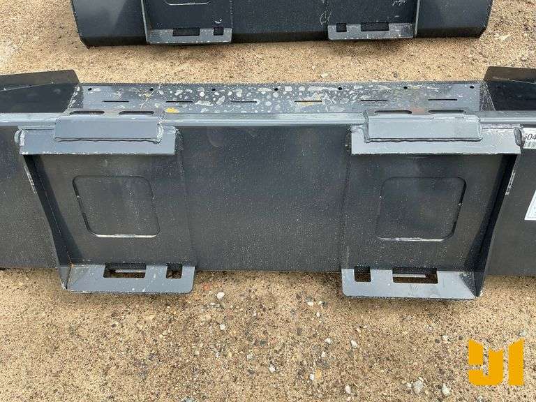 UNUSED 2025 WOLVERINE TDB-11-66W 68 INCH SMOOTH BUCKET SN: ZW-00507