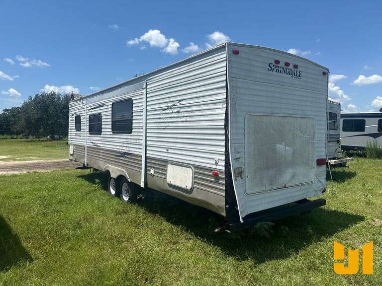 2009 KEYSTONE KEYSTONE BUMPER PULL CAMPER VIN: 4YDT2962793101646