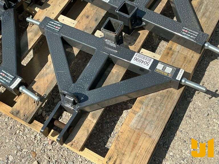 UNUSED 2025 WOLVERINE TQH-26-01C CLASS 1 3 POINT RECEIVER HITCH SN: ZW-02113