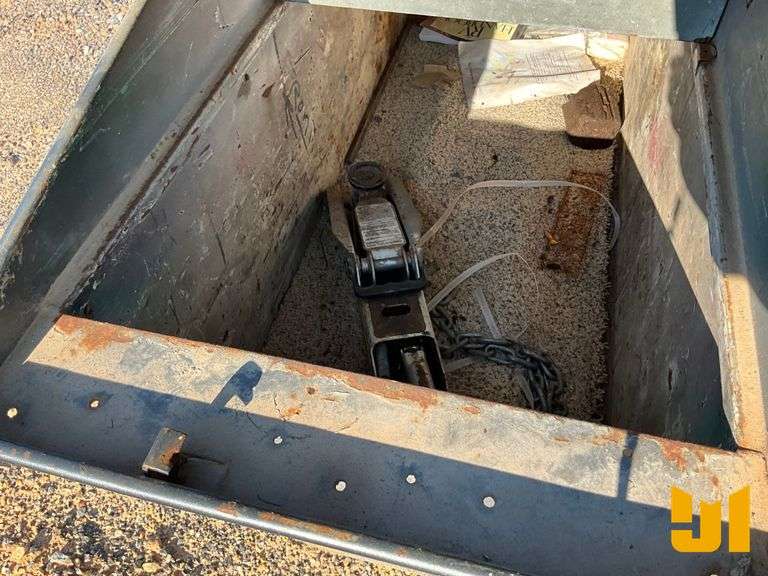 TOOL BOX FOR PICKUP TRUCK