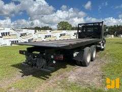 2015 PETERBILT 348 TANDEM AXLE ROLLBACK TRUCK VIN: 2NP3LJ0X8FM278365