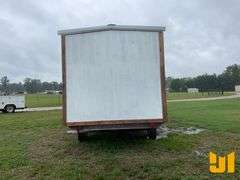 20’6”L X 8’6”W LIVING QUARTERS