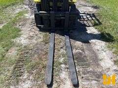 KOMATSU CUSHION TIRE FORKLIFT SN: F351199