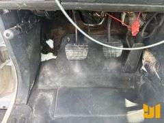 1999 GMC 6500 S/A HOT WATER PRESSURE WASHER TRUCK VIN: 1GDJ7H1C7XJ507971