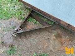 20’6”L X 8’6”W LIVING QUARTERS