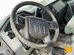 2016 FORD F250XL SD SINGLE AXLE CREW CAB 4X4 FLATBED TRUCK VIN: 1FT7W2B67GEA39403